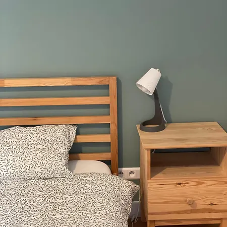 Family On Saska Kepa *