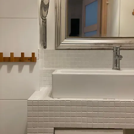 アパート Family On Saska Kepa ワルシャワ