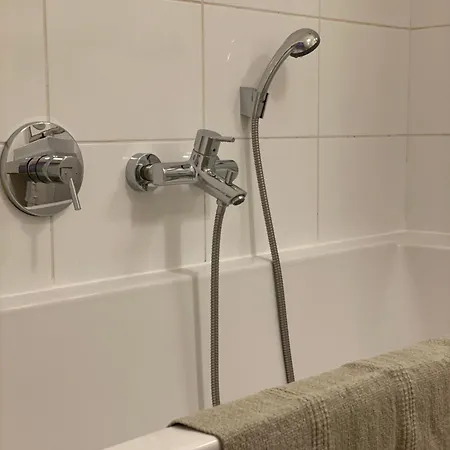 Διαμέρισμα Family On Saska Kepa