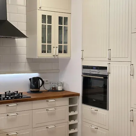 Family On Saska Kepa Βαρσοβία