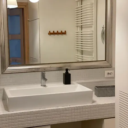 Family On Saska Kepa 바르샤바