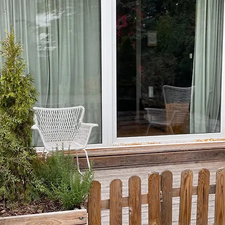 Family On Saska Kepa 아파트 바르샤바