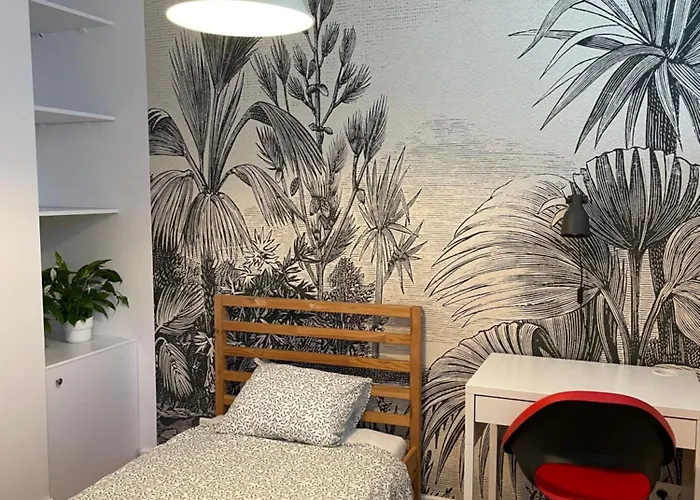 Family On Saska Kepa